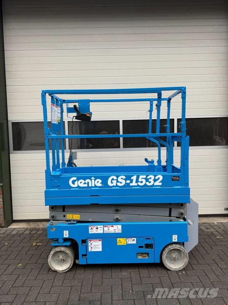 Genie GS 1532 Scheren-Arbeitsbühnen