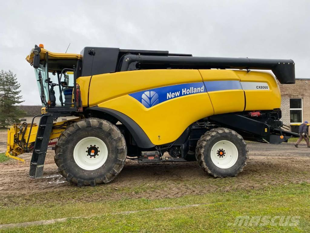 New Holland CX 8060 Mähdrescher