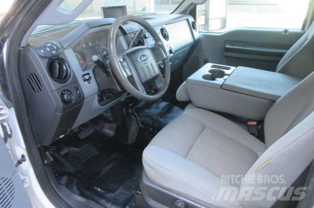 Ford F 550 LKW-Arbeitsbühnen