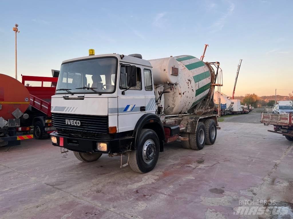 Iveco 330-30 Betonmischer