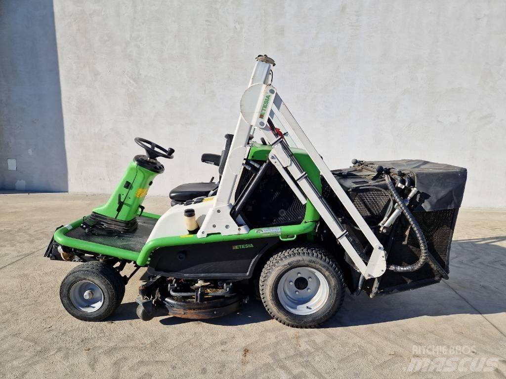 Etesia 124D Gezogene und selbstfahrende Mäher