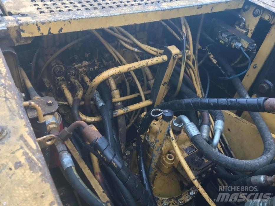 CAT 320 B Raupenbagger