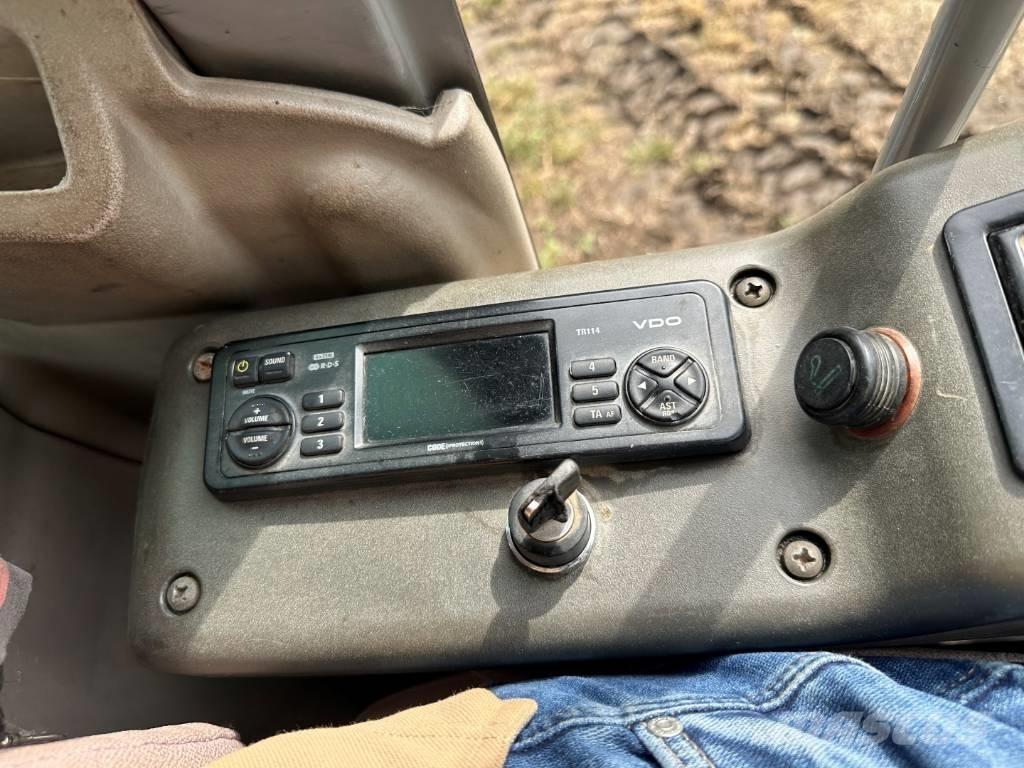 New Holland MH 4.6 Weitere Lade- und Grabgeräte