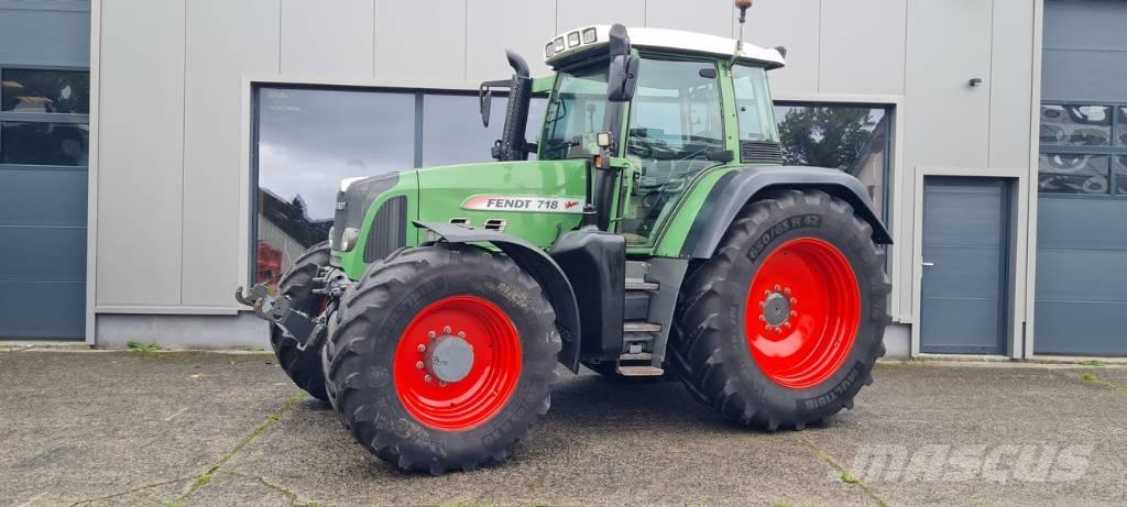 Fendt 718 Vario TMS Traktoren