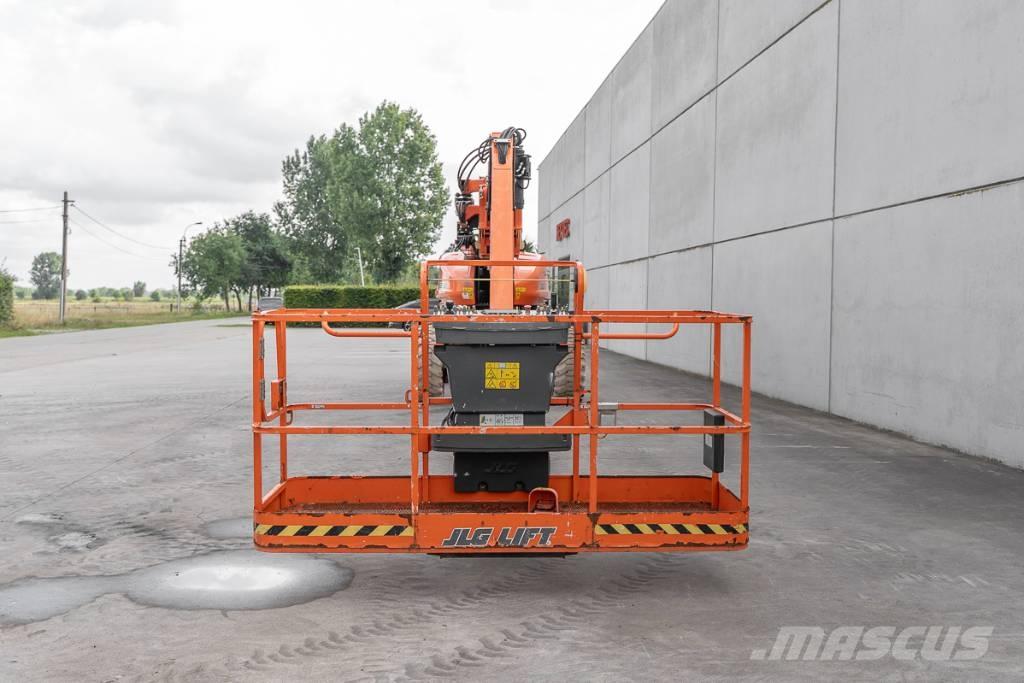 JLG 1350 SJP Teleskopbühnen
