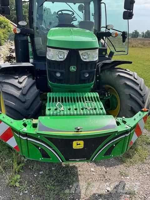 John Deere 6130 R Traktoren