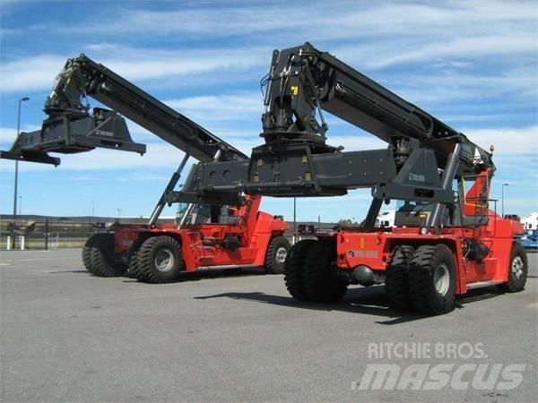 Kalmar DRT450 Reach-Stacker