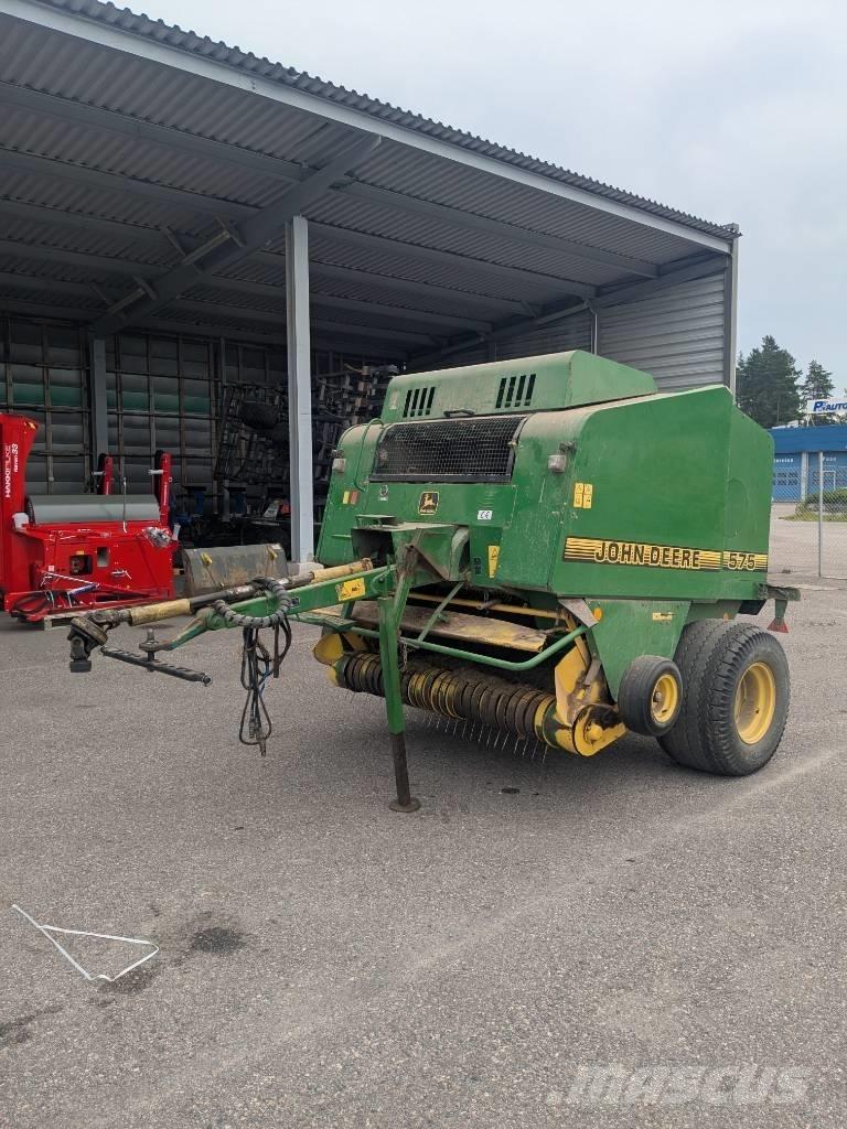John Deere 575 Rundballenpressen