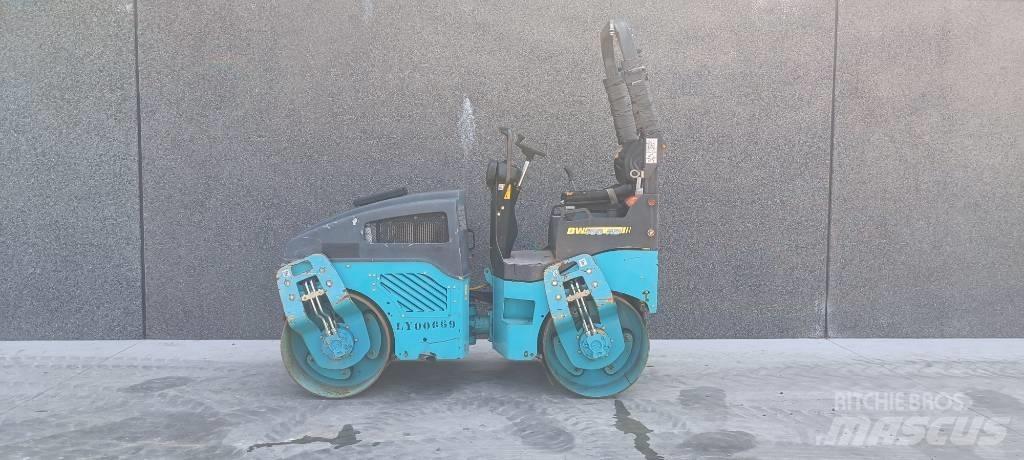 Bomag BW 100 AD-4 Tandemwalzen