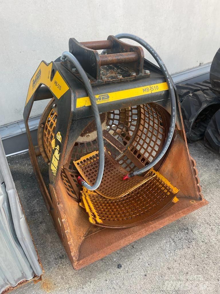 MB Crusher S 10 Sieb- und Brechanlagen