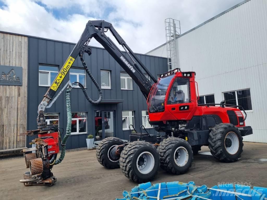 Komatsu 901 Harvester