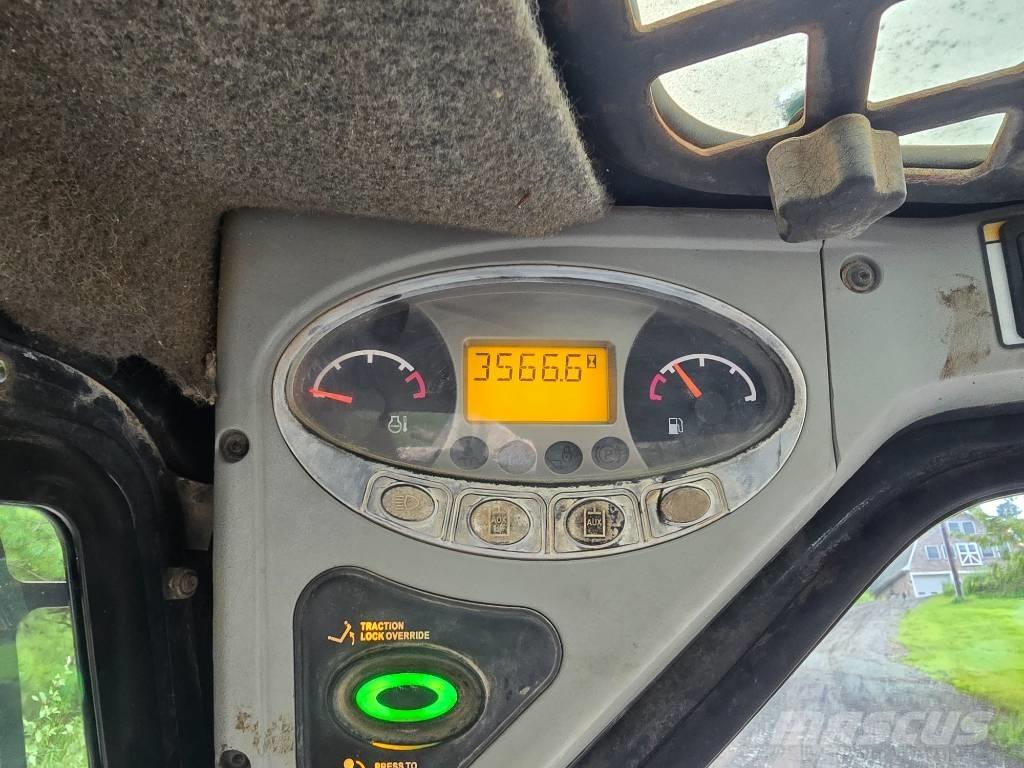 Bobcat T 320 Kompaktlader