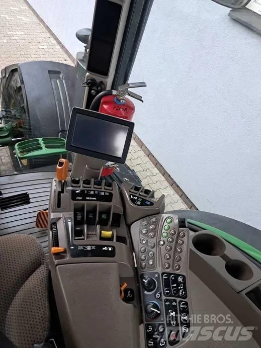 John Deere 7200 R Traktoren