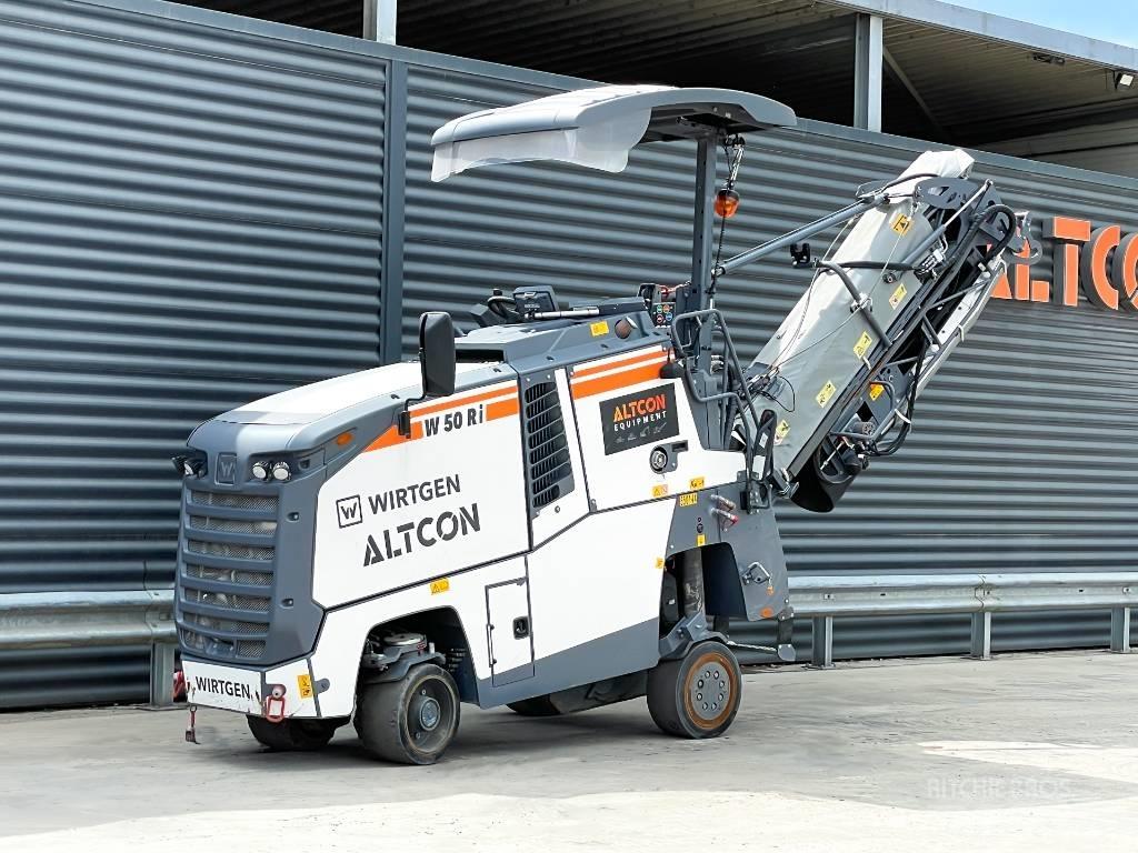Wirtgen W 50 RI Asphaltfräsen