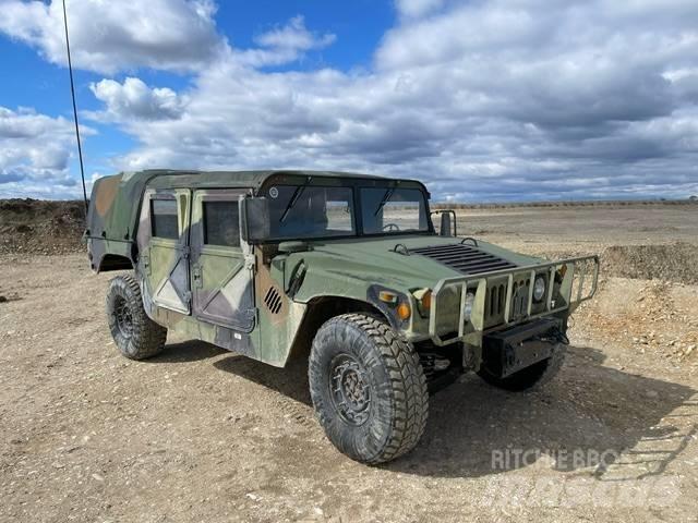 Hummer H 1 PKWs