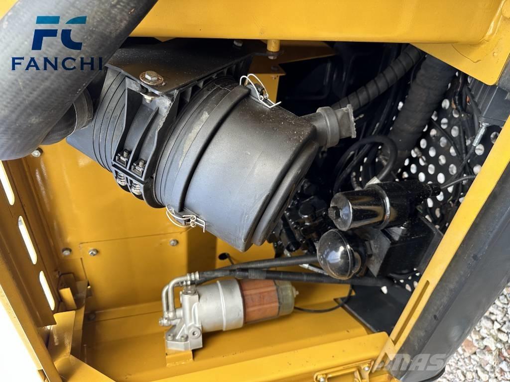 XCMG XE 85 DA Raupenbagger