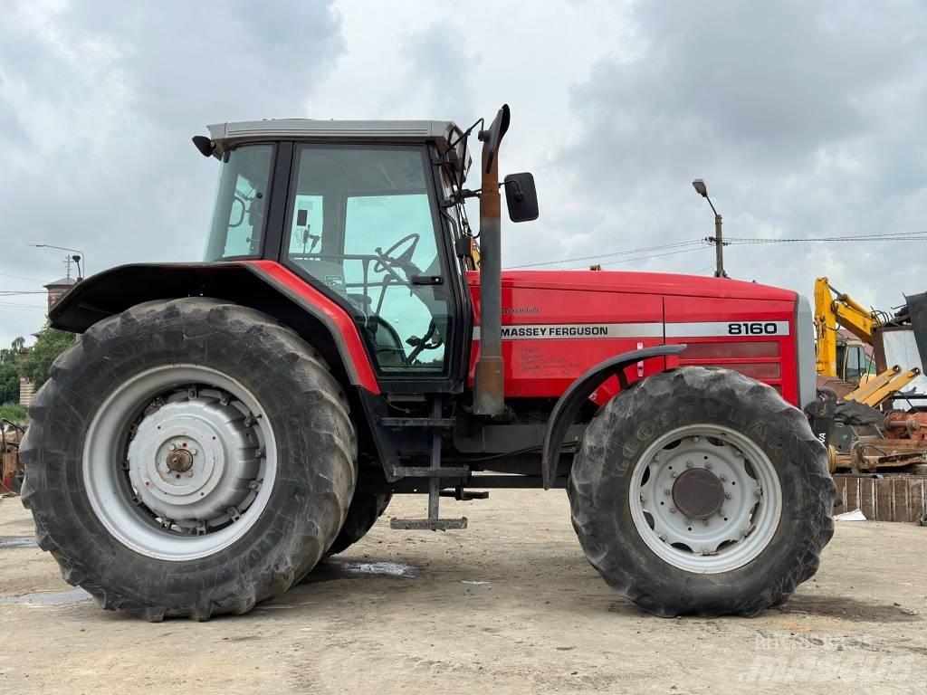 Massey Ferguson 8160 Traktoren