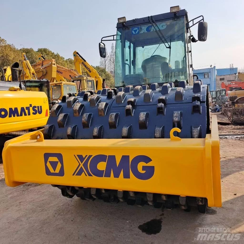 XCMG XS 223 J Walzenzüge