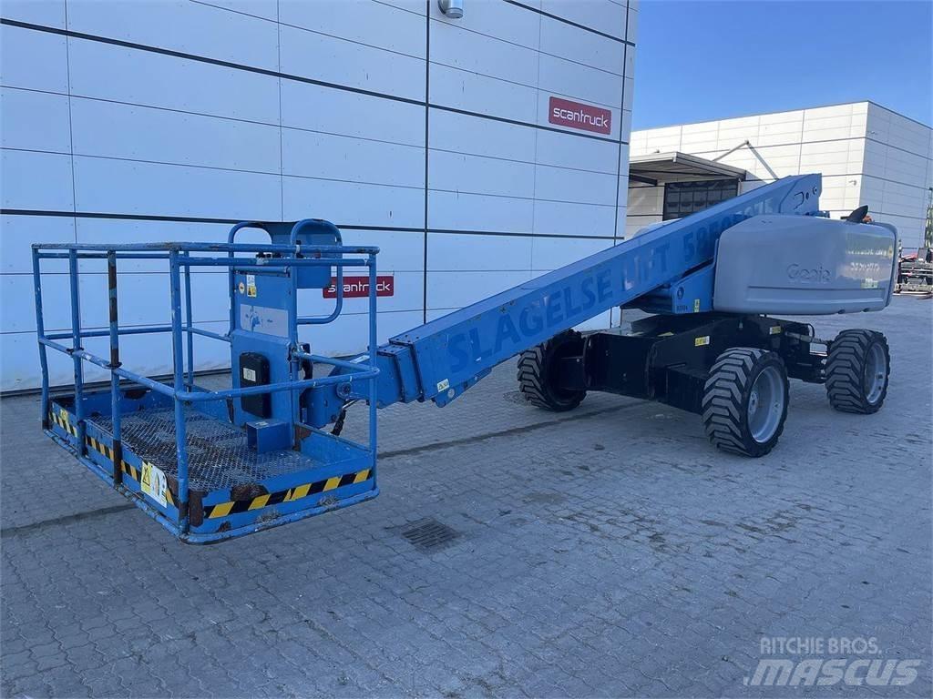 Genie S-60HC Gelenkteleskoparbeitsbühnen