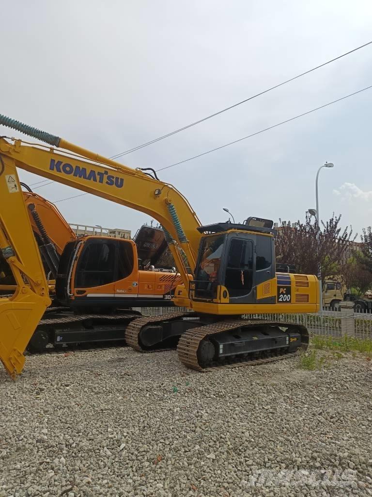 Komatsu PC 200 Raupenbagger