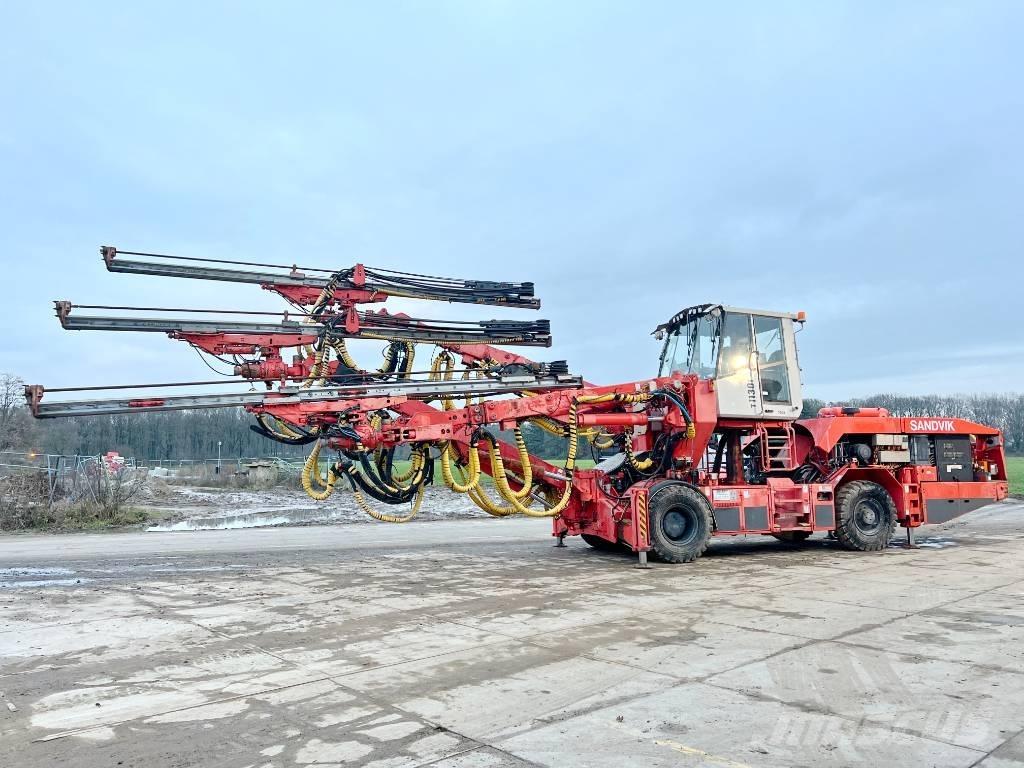 Sandvik DT1130i Oberflächenbohrgeräte