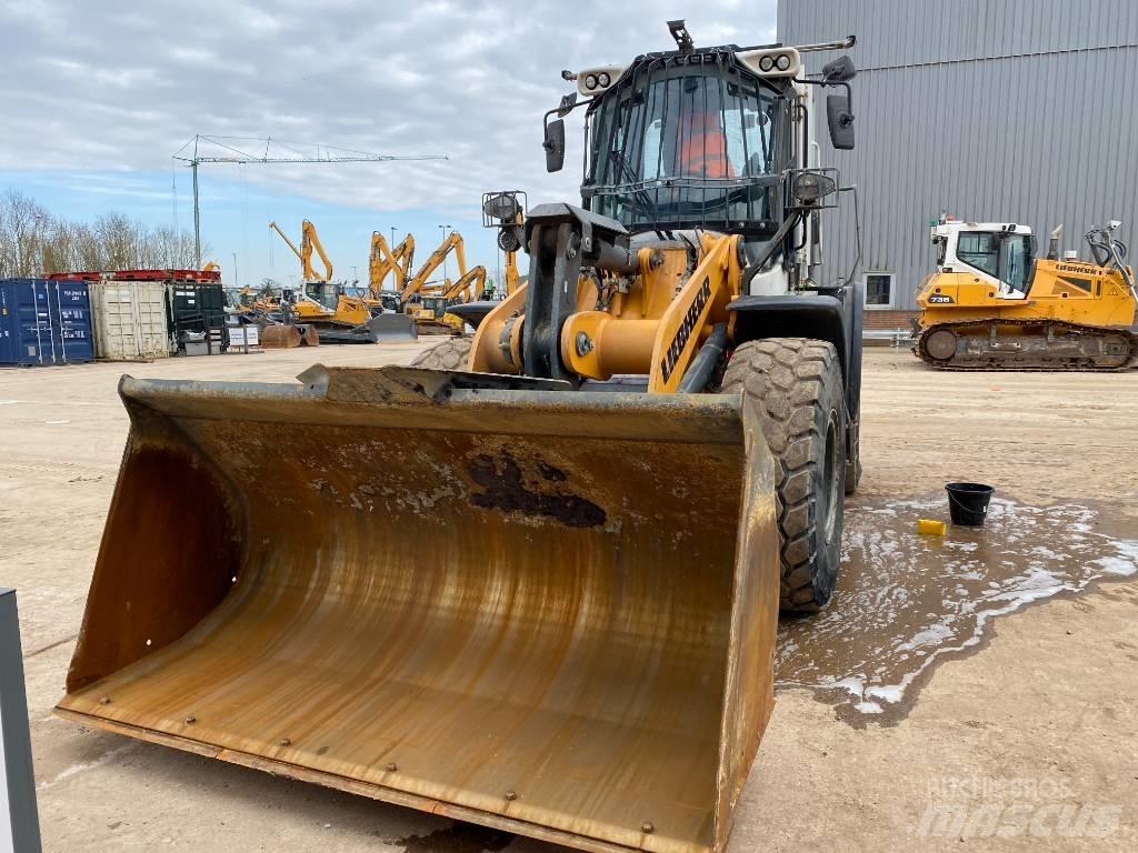 Liebherr L 526 Radlader