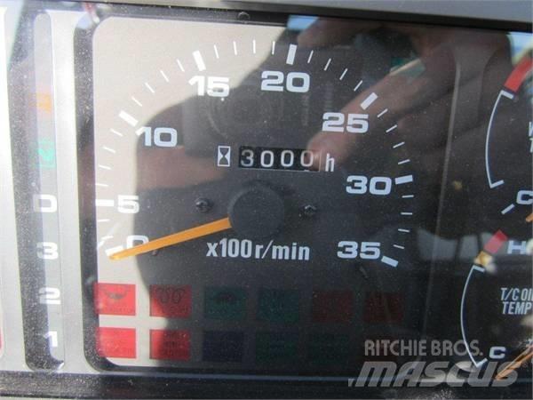 TADANO GR300EX Kranen voor alle terreinen