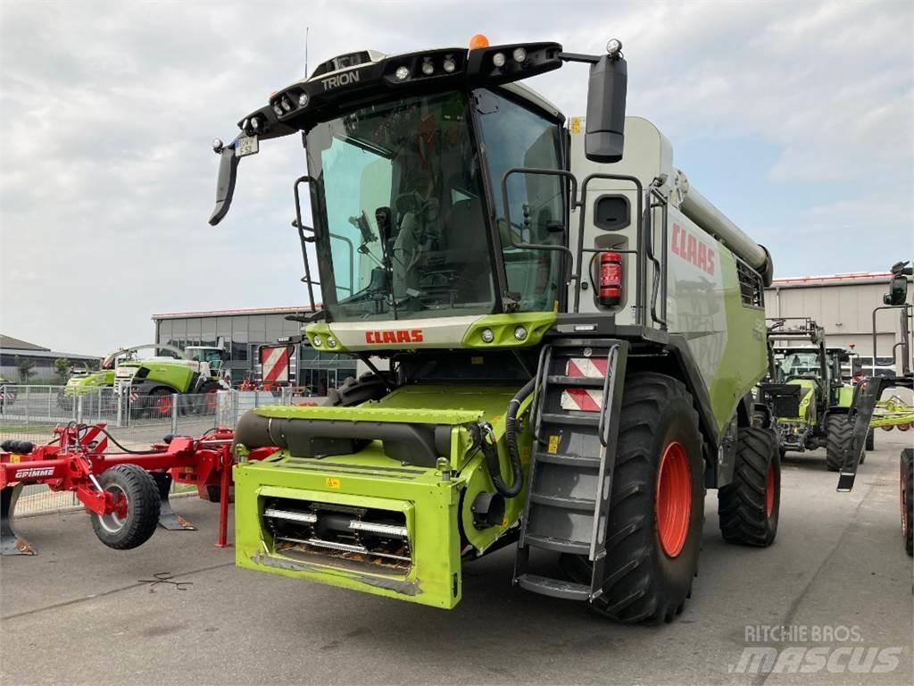 CLAAS Trion 520 Mähdrescher