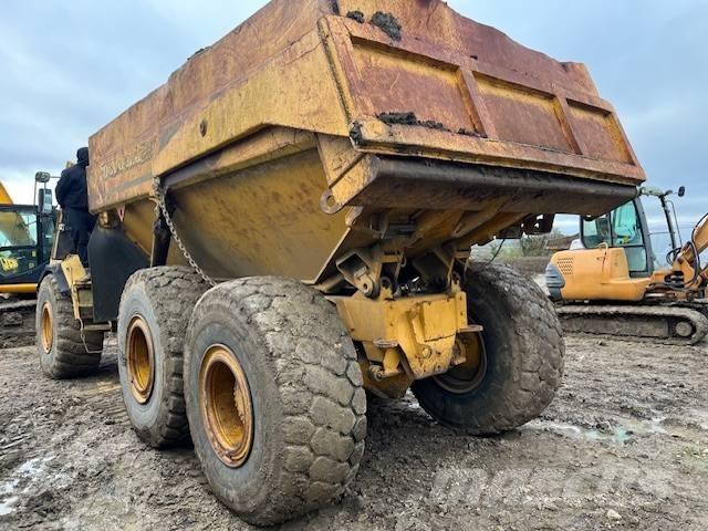 Volvo A 25 C Dumper - Knickgelenk