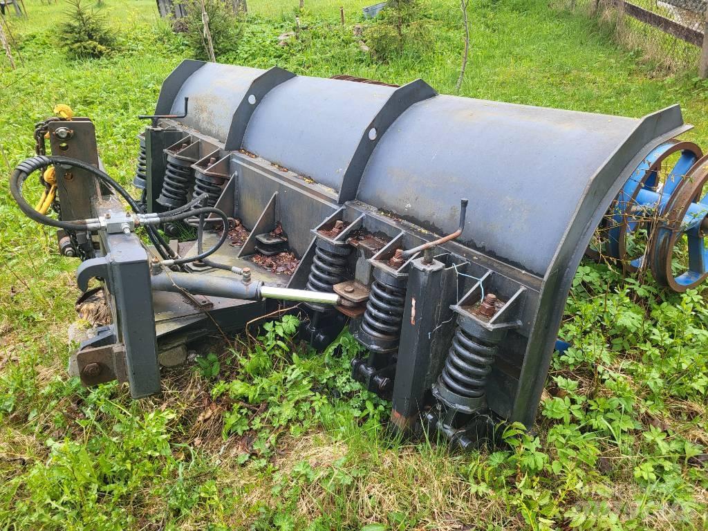  Lumesahk 2500 Arbeitsfahrzeuge