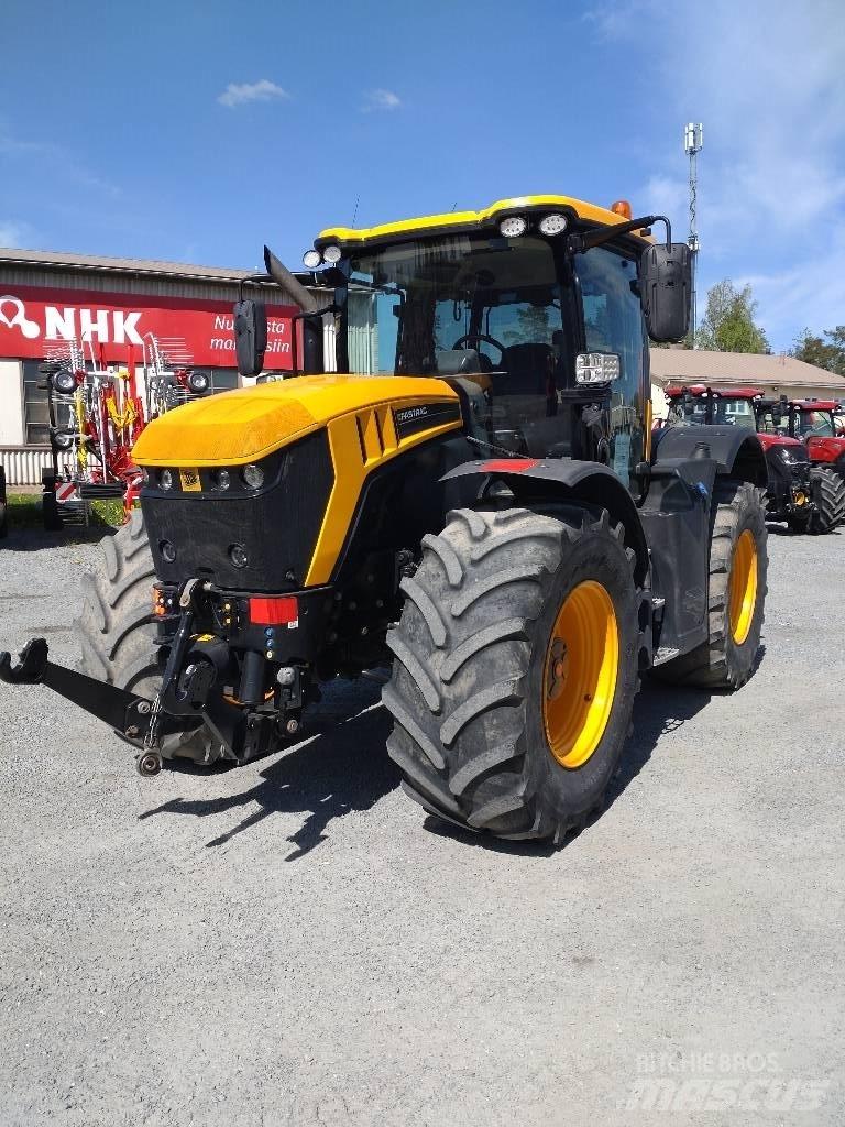 JCB Fastrac 4220 Traktoren