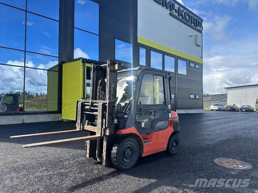 Toyota 02-7 FDF 25 Diesel heftrucks