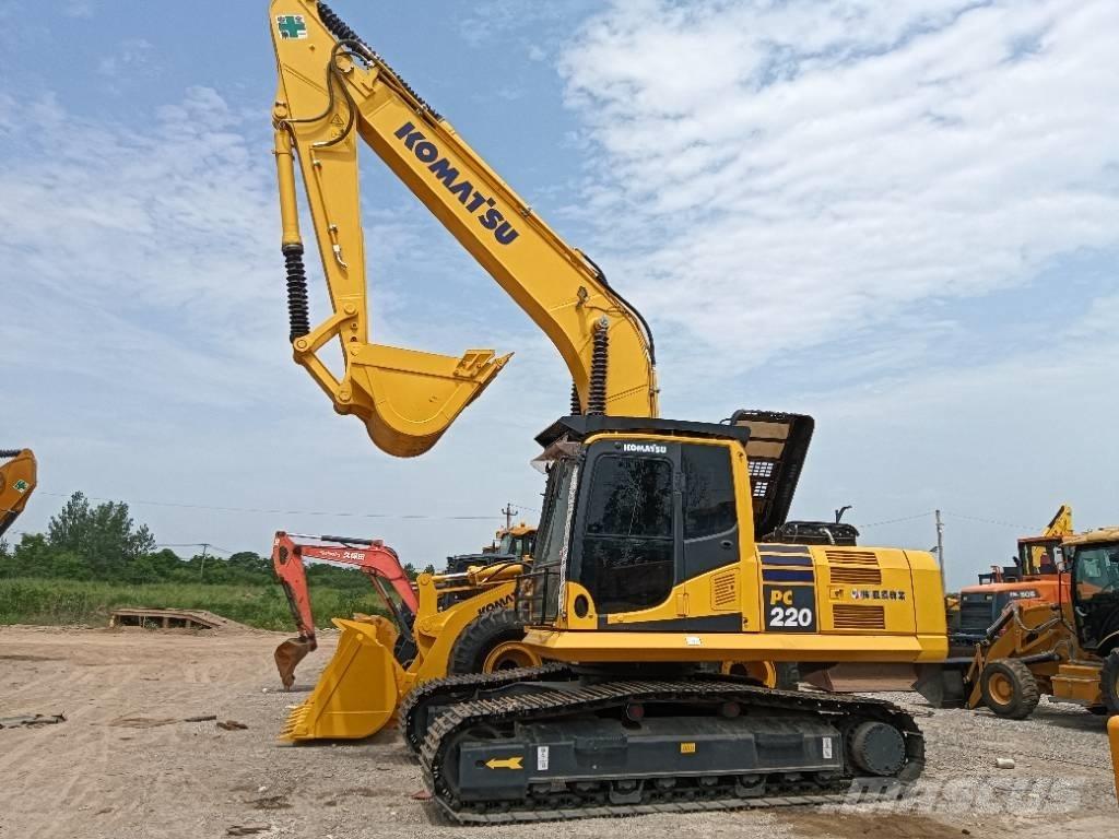 Komatsu PC 220-8 Raupenbagger