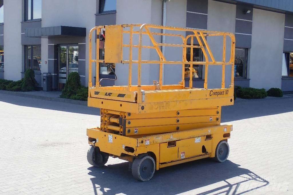 Haulotte Compact 10 Scheren-Arbeitsbühnen