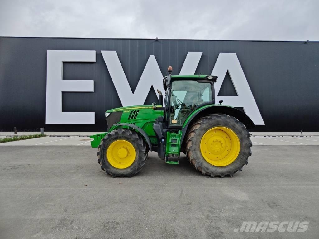 John Deere 6215 R Traktoren