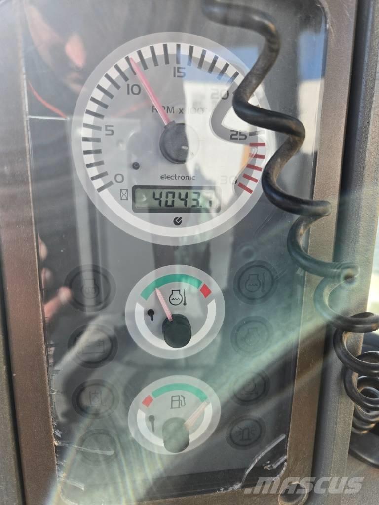 Komatsu WB 97 R-5EO Baggerlader