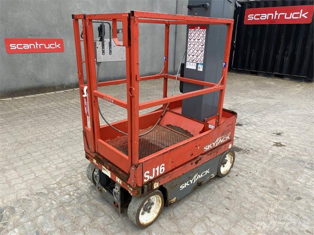 SkyJack SJ16 Personenaufzüge