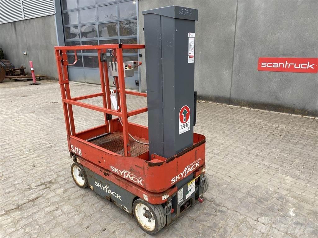 SkyJack SJ16 Personenaufzüge