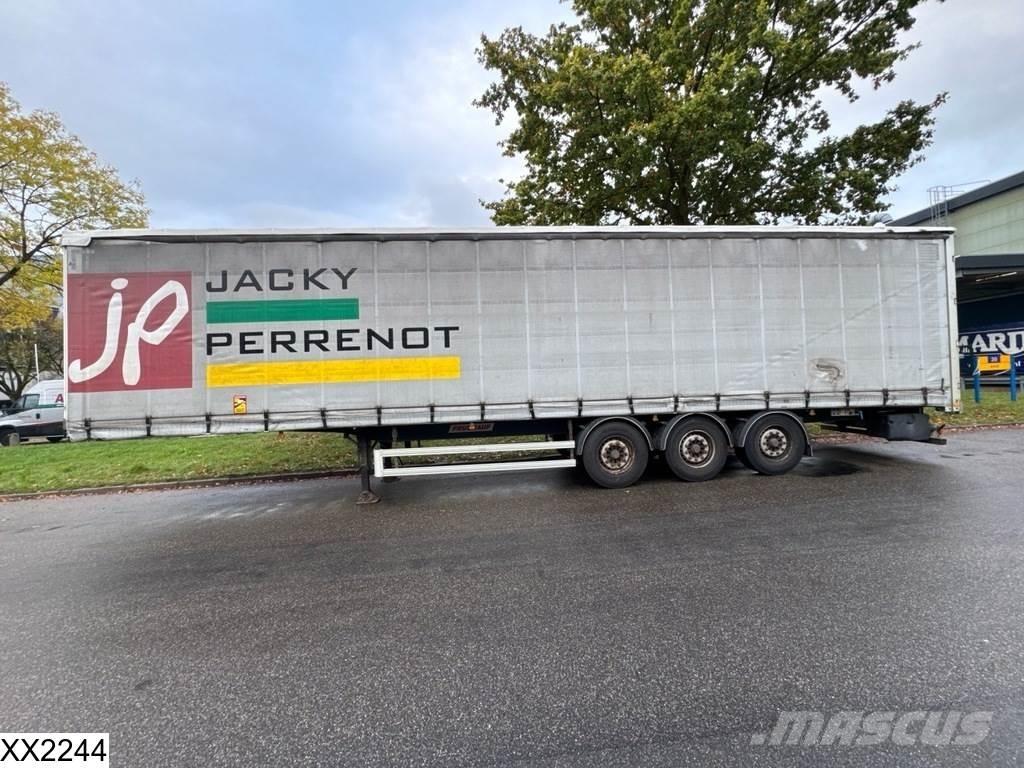 Fruehauf Tautliner Curtainsiderauflieger