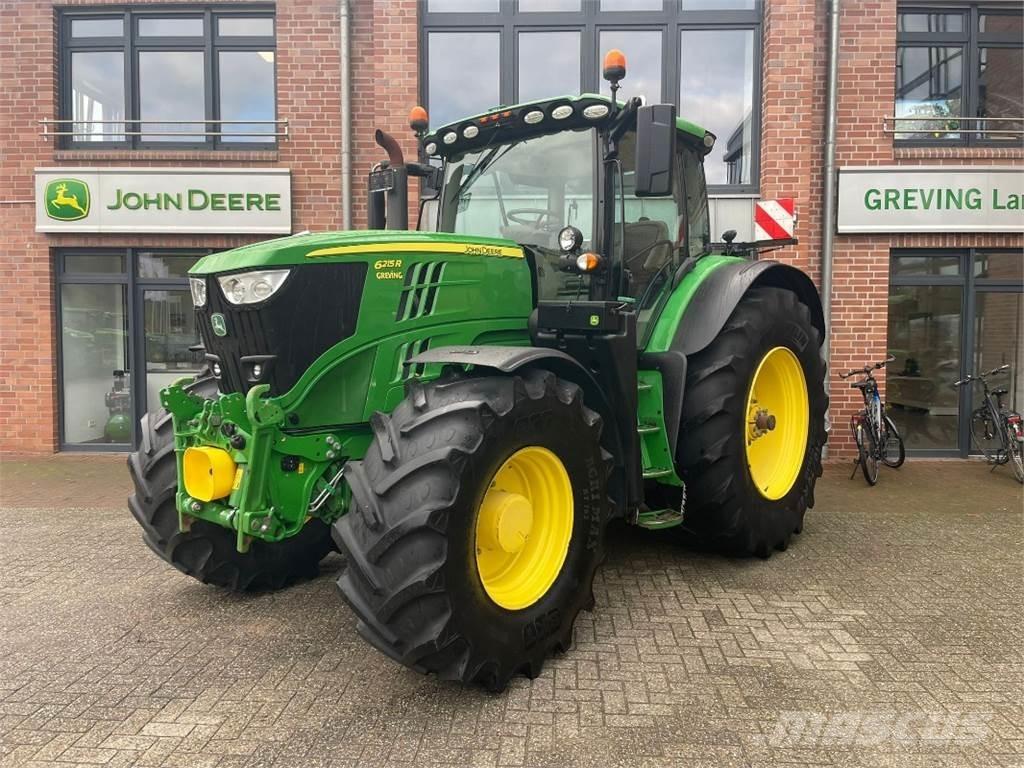 John Deere 6215R Traktoren