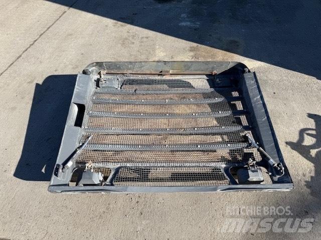 Doosan DL 400 OSŁONA Chassis