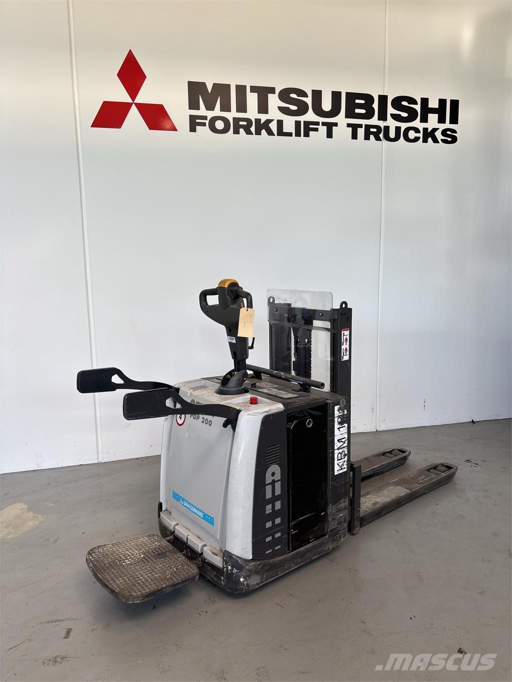 UniCarriers PDP200 Zelfrijdende stapelaars