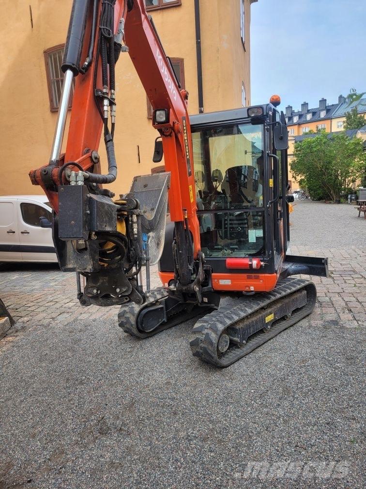 Kubota KX 027 Minibagger < 7t