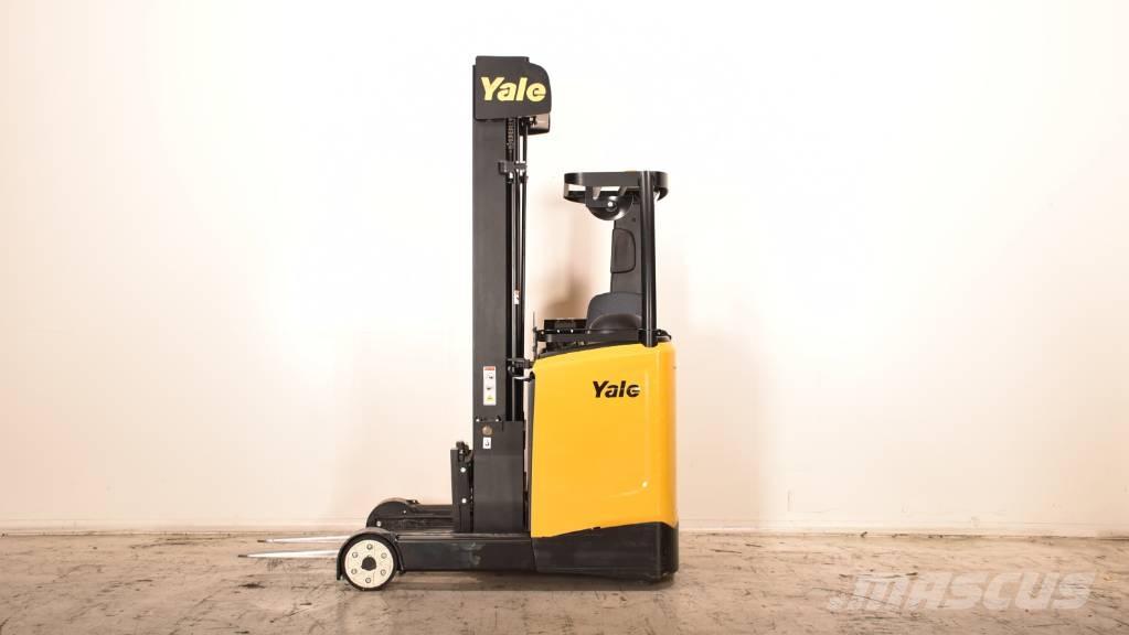 Hyster MR 14 Schubmaststapler