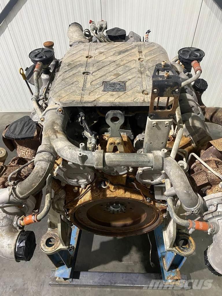 Liebherr D9508 A7 Motoren