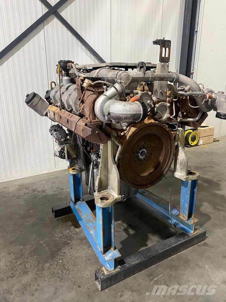 Liebherr D9508 A7 Motoren