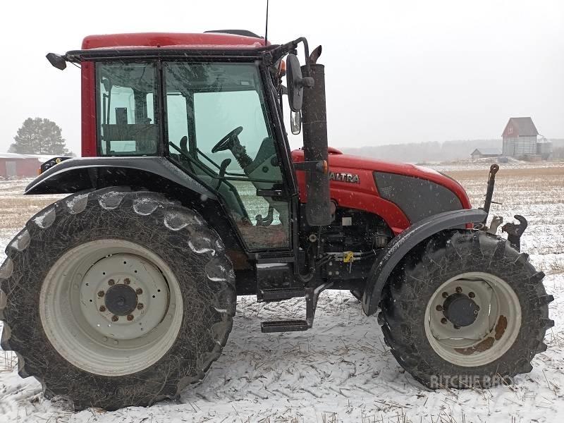 Valtra A 93 HITECH Traktoren