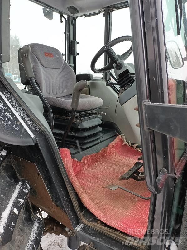 Valtra A 93 HITECH Traktoren