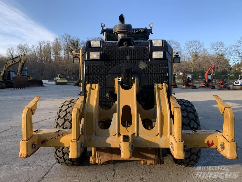 CAT 140 M 3 Grader