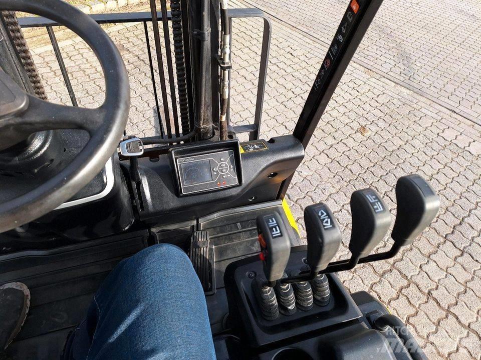 Hyundai 25 BH-9 Sonstige Baumaschinen